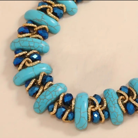 Boho Style Two Rows Crescent High - Quality Turquoise Crystal Necklace. - Picture 10 of 10